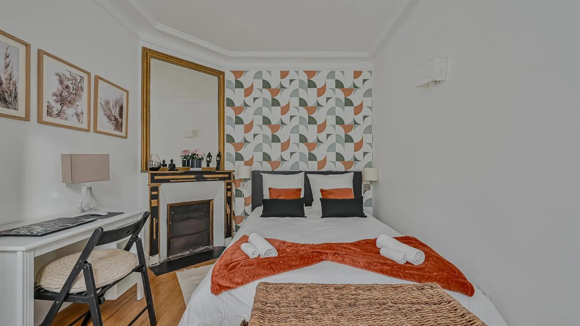 Le Poetique Niche Au Pied Du Sacre-Coeur Apartment Paris 0*,  France