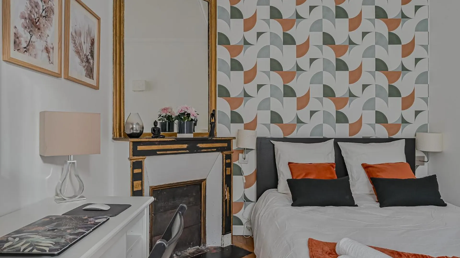 Le Poetique Niche Au Pied Du Sacre-Coeur Apartment Paris 0*,  France