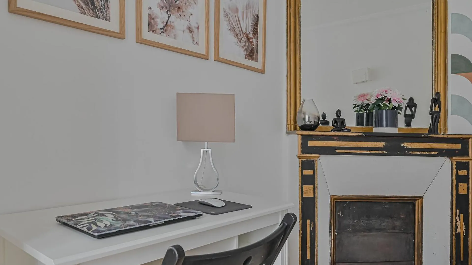 Apartment Ferienwohnung Le Poetique Niche Au Pied Du Sacre-Coeur Paris Frankreich